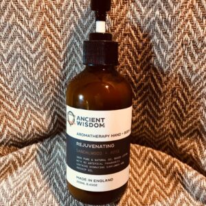 Hand and Body Lotion (Sandalwood & Rose)