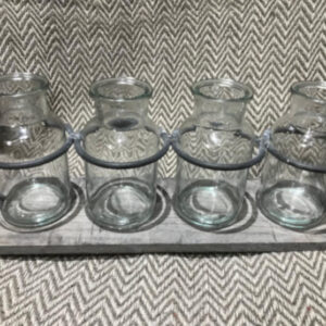 Wooden rack with 4 glass jars